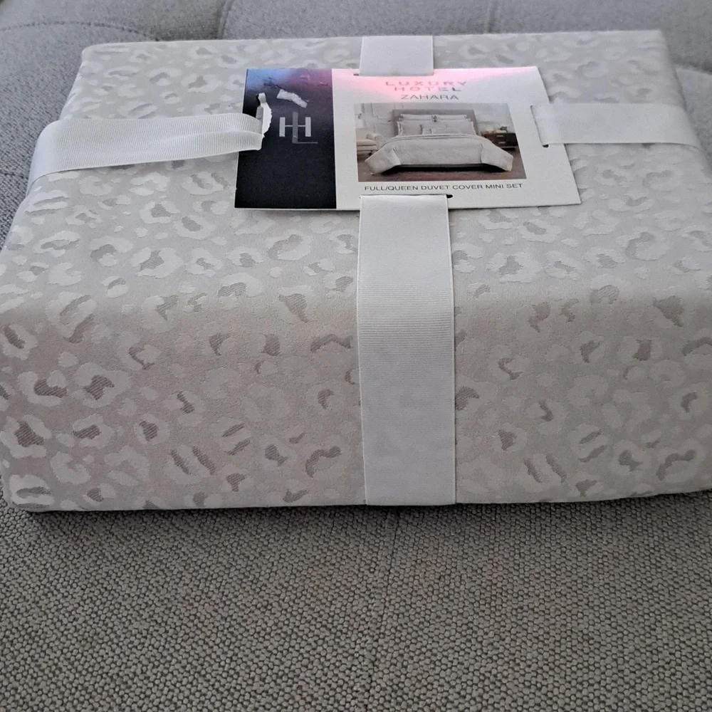 Luxury Hotel Zahara Duvet Cover Mini Set